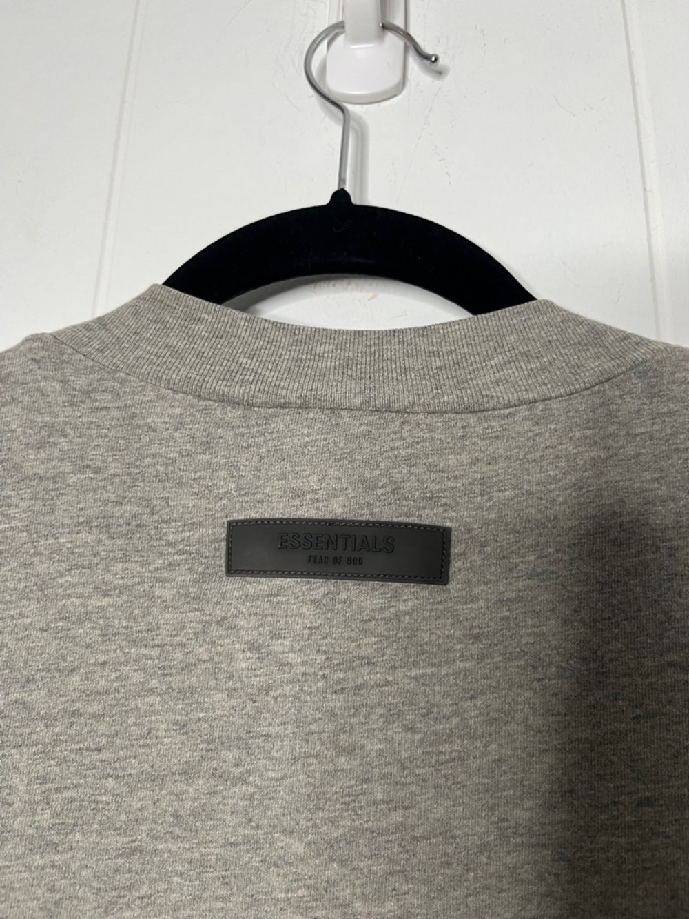 ESSENTIALS Fear of God Men's Gray Logo Crewneck T-Shirt Size S - Picture 5 of 10
